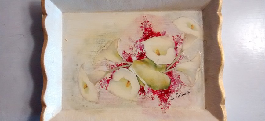 Svuotatasche legno 18x14 decoupage e  pittura  euro 23