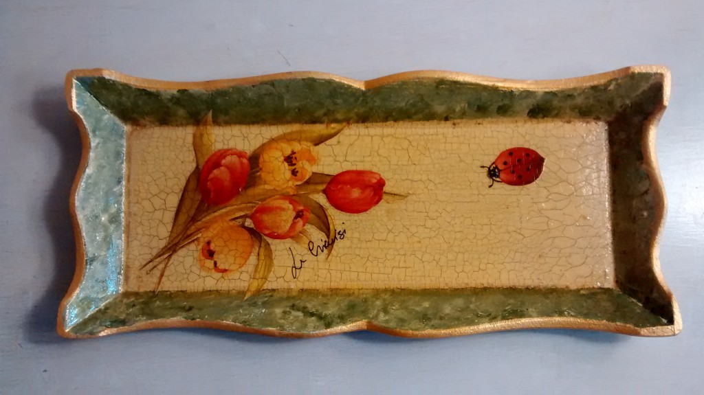 Svuotatasche legno 23x10 tulipani decoupage e pittura        euro 23 