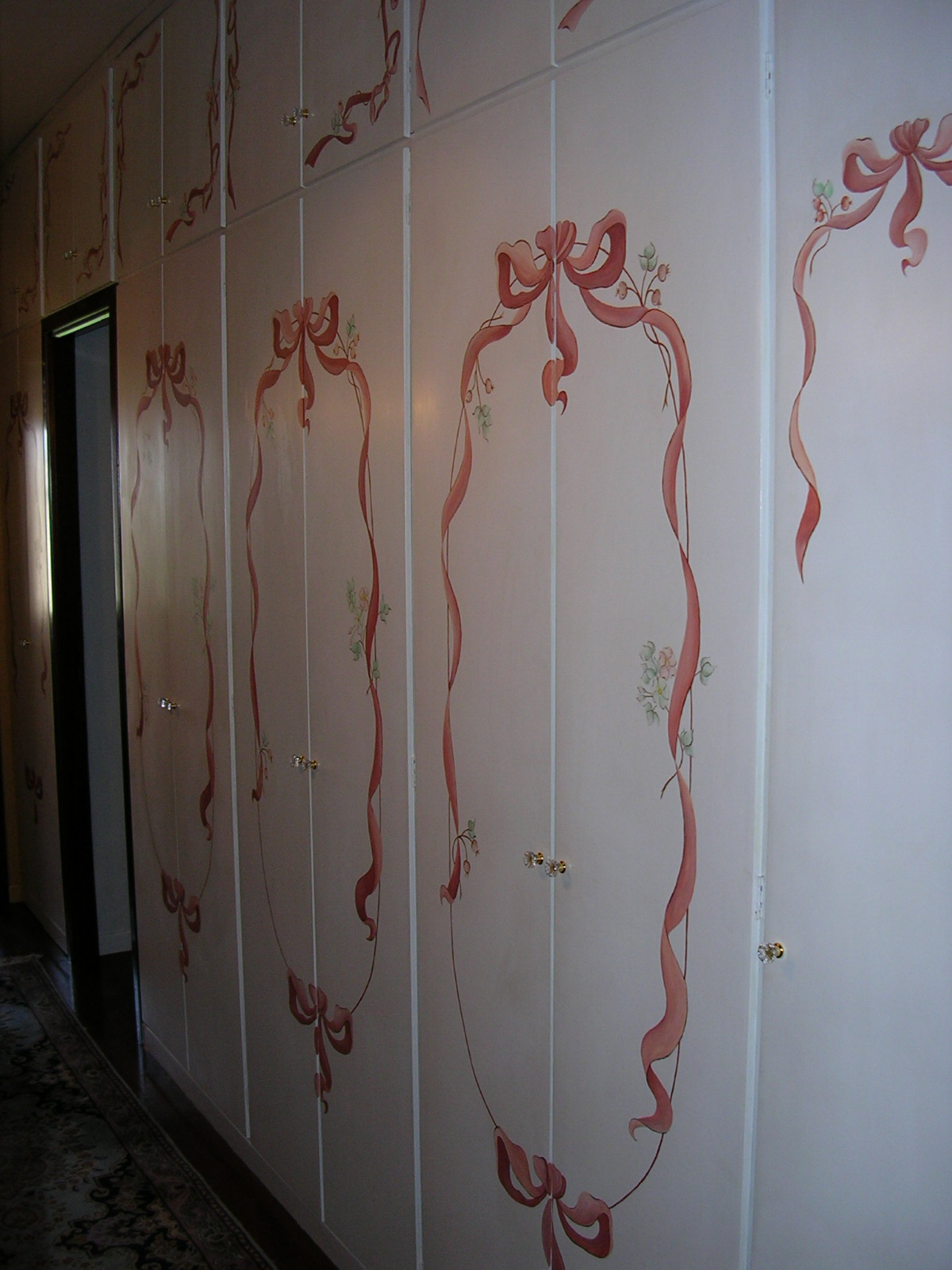Decorazione di interni - Armadio - pittura - acrilico su legno